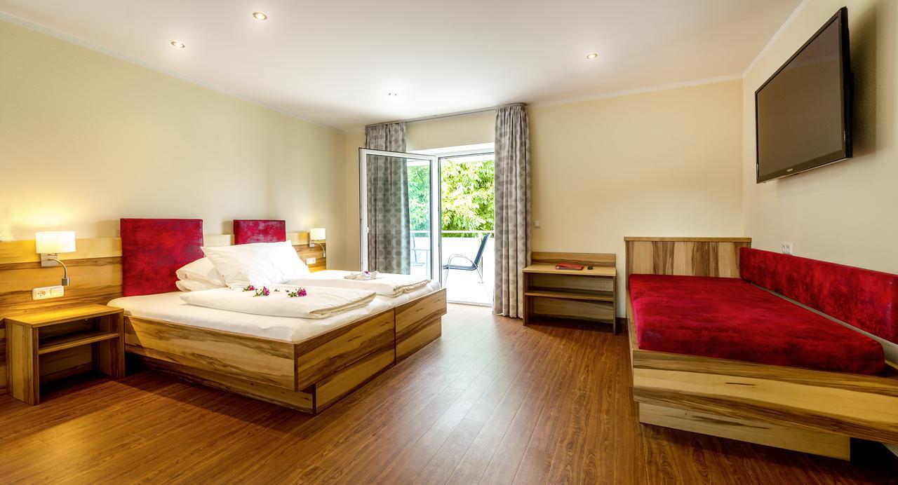 אלטמונסטר Panorama Hotel Traunstein מראה חיצוני תמונה