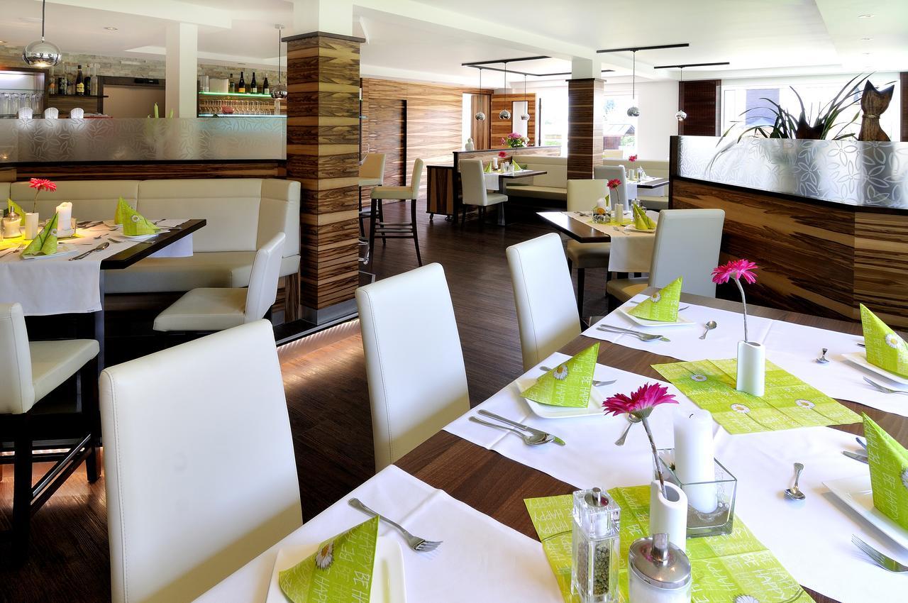 אלטמונסטר Panorama Hotel Traunstein מראה חיצוני תמונה